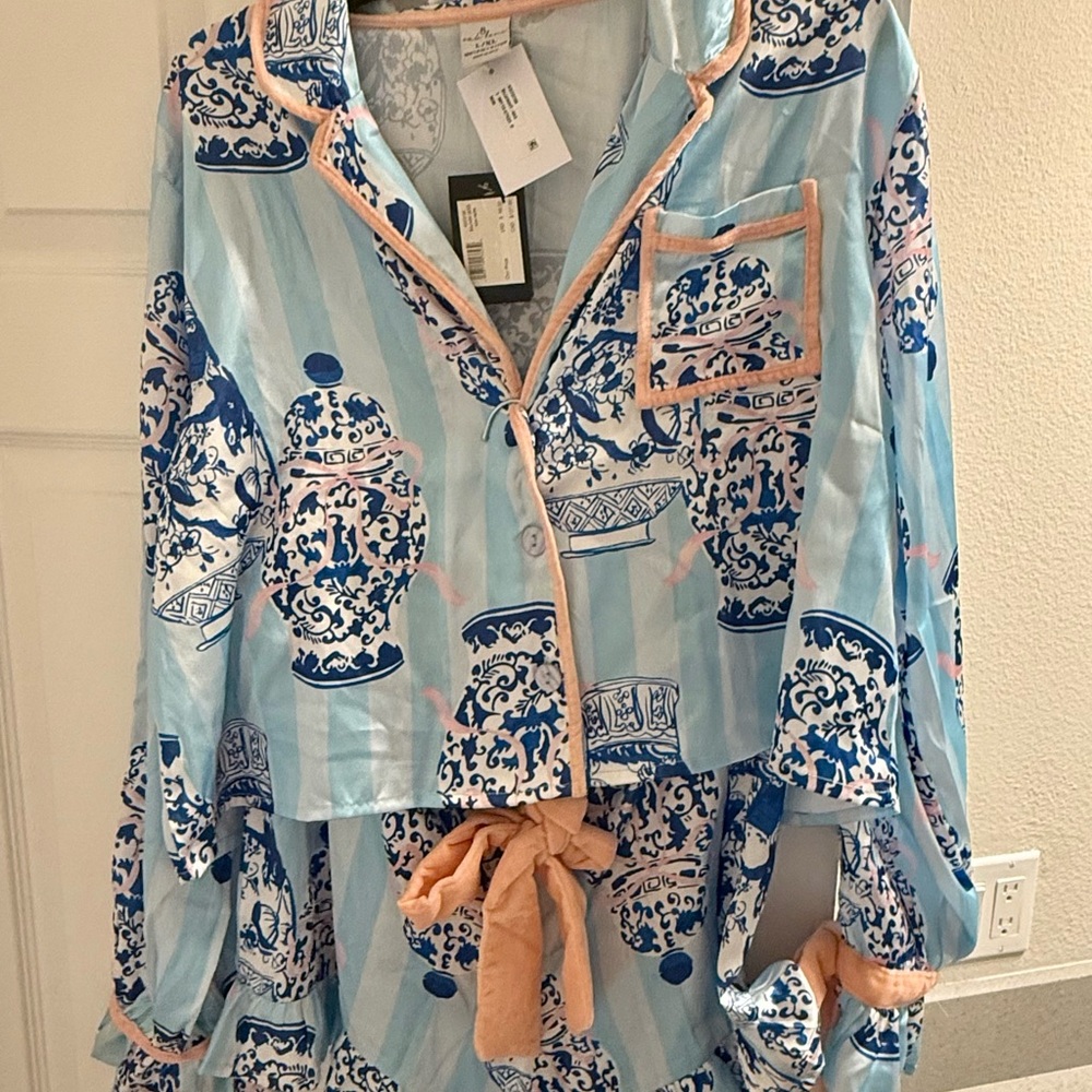 8 OAK Lane Blue and Pink Patterned Pajama Set - Picture 9 of 11
